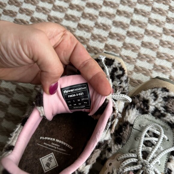 Anthropologie Cheetah Sneakers Size 8 - Picture 7 of 9